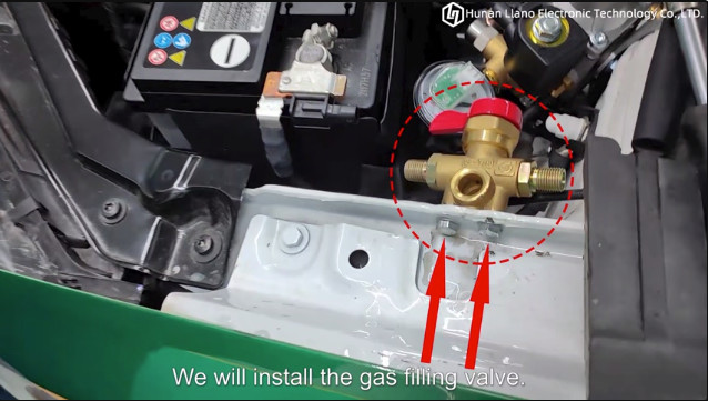 Latest company Cases about 3-3 installi la valvola di rifornimento del gas